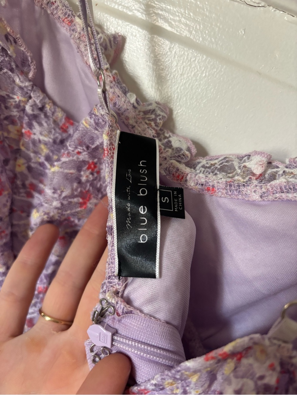 Formfitting Dress - Picture 8 of 8